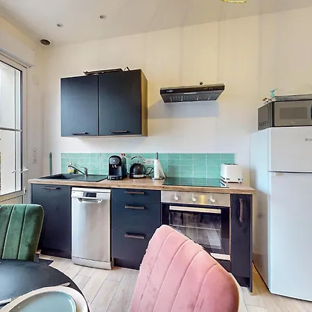 2 Bedroom Awesome In *